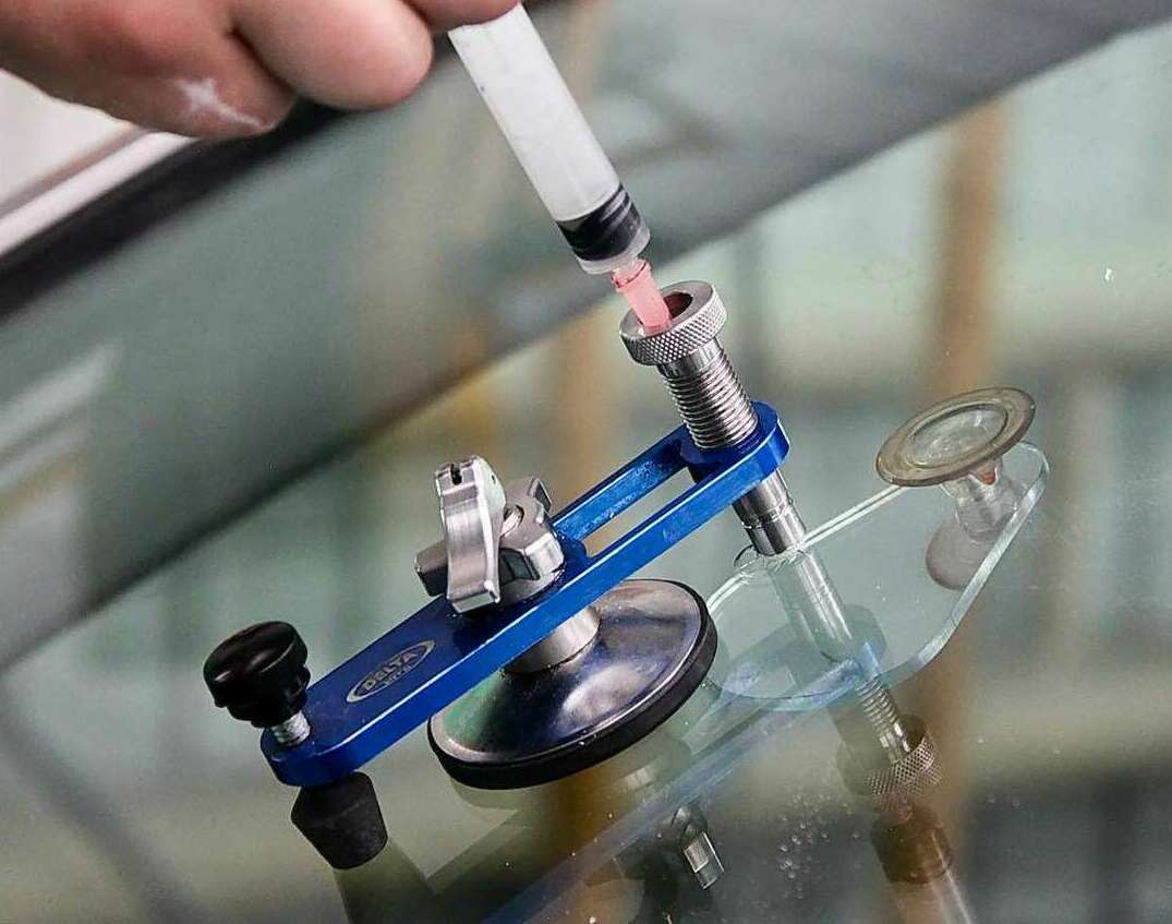  Ремонт автостекла <br>